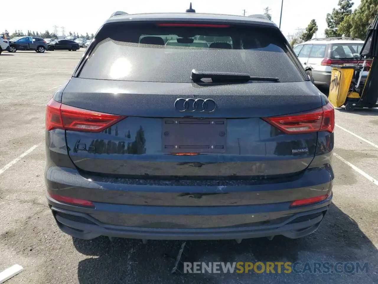 6 Photograph of a damaged car WA1EECF32P1119029 AUDI Q3 2023