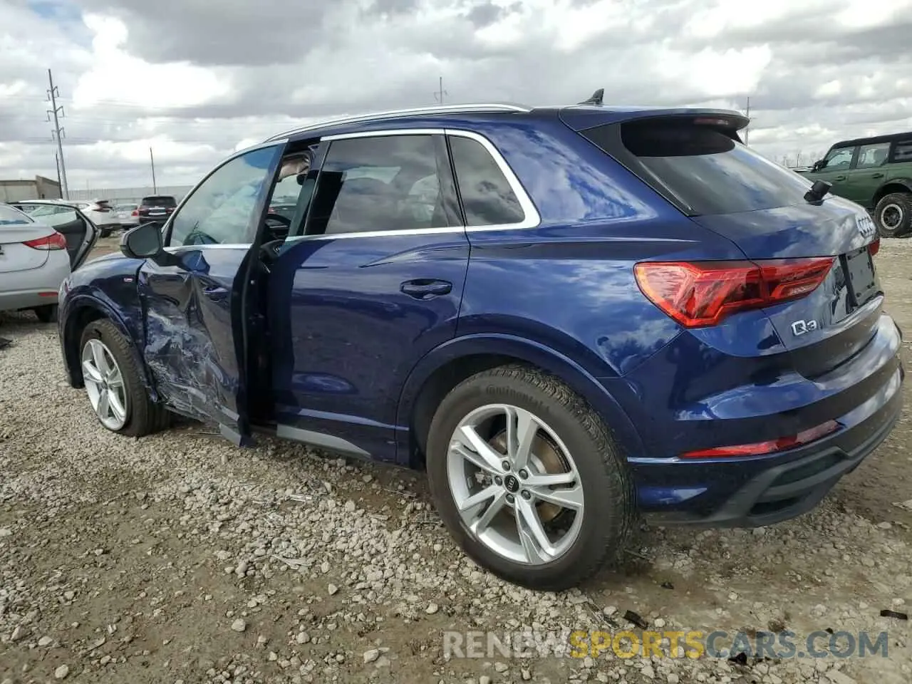 2 Photograph of a damaged car WA1EECF33P1037116 AUDI Q3 2023