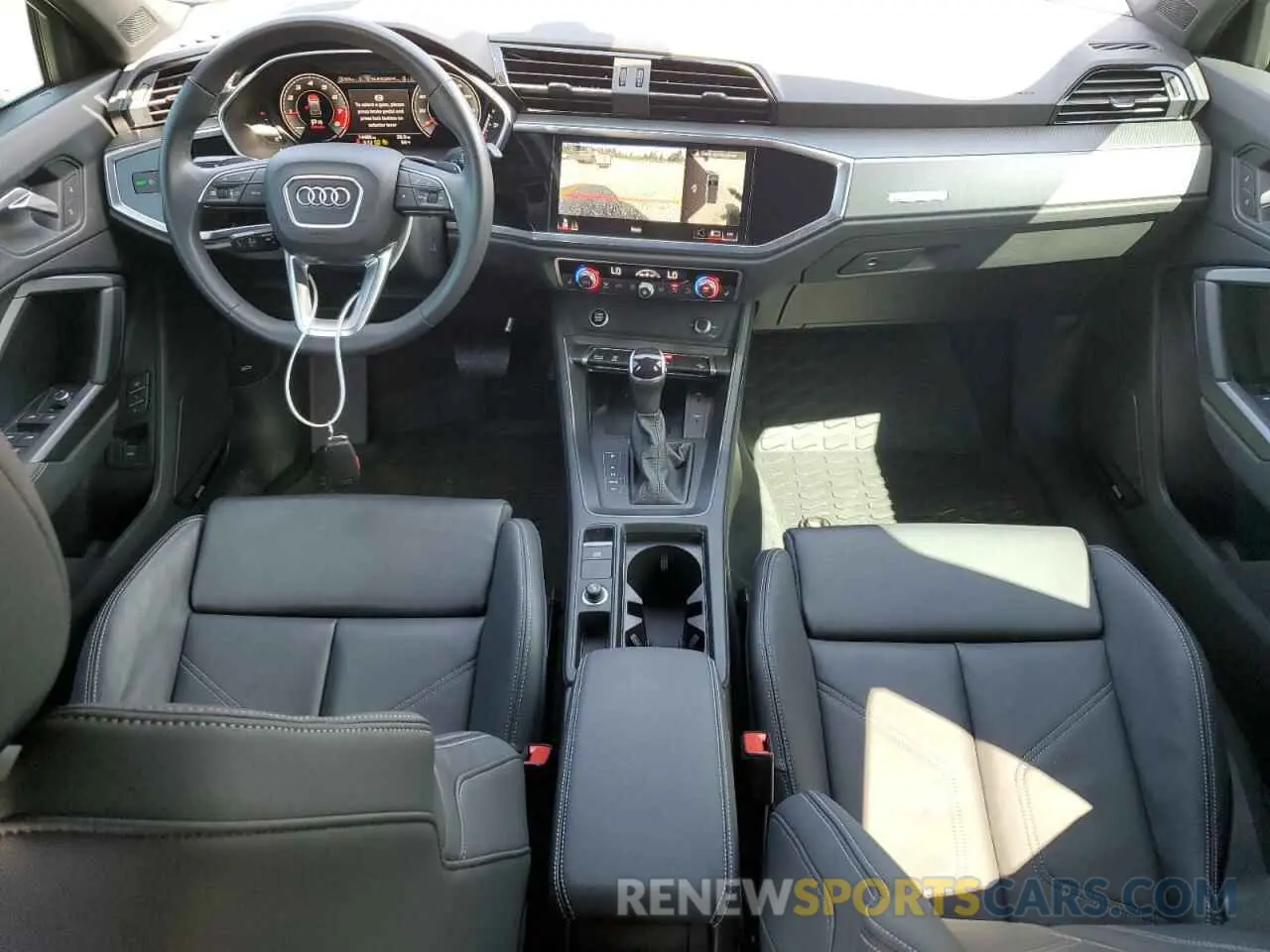 8 Photograph of a damaged car WA1EECF34P1117590 AUDI Q3 2023