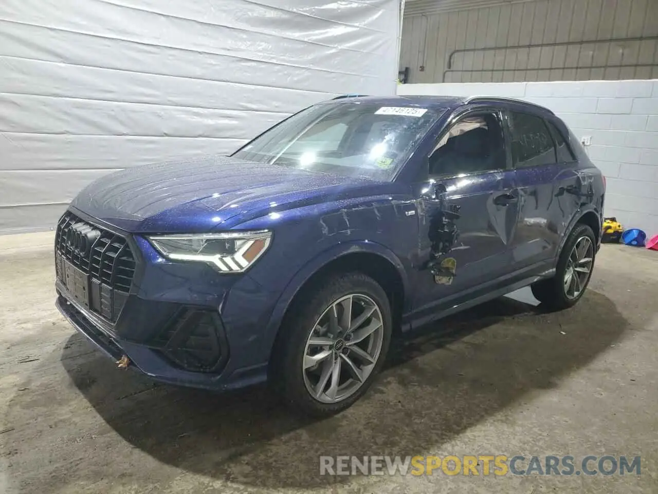 1 Photograph of a damaged car WA1EECF36P1028877 AUDI Q3 2023