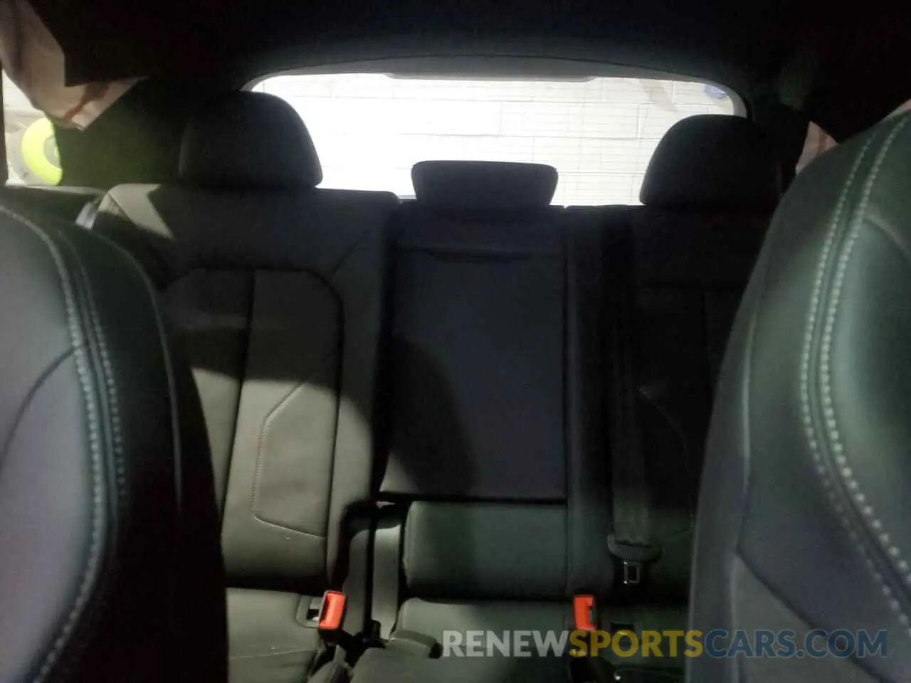 10 Photograph of a damaged car WA1EECF36P1028877 AUDI Q3 2023