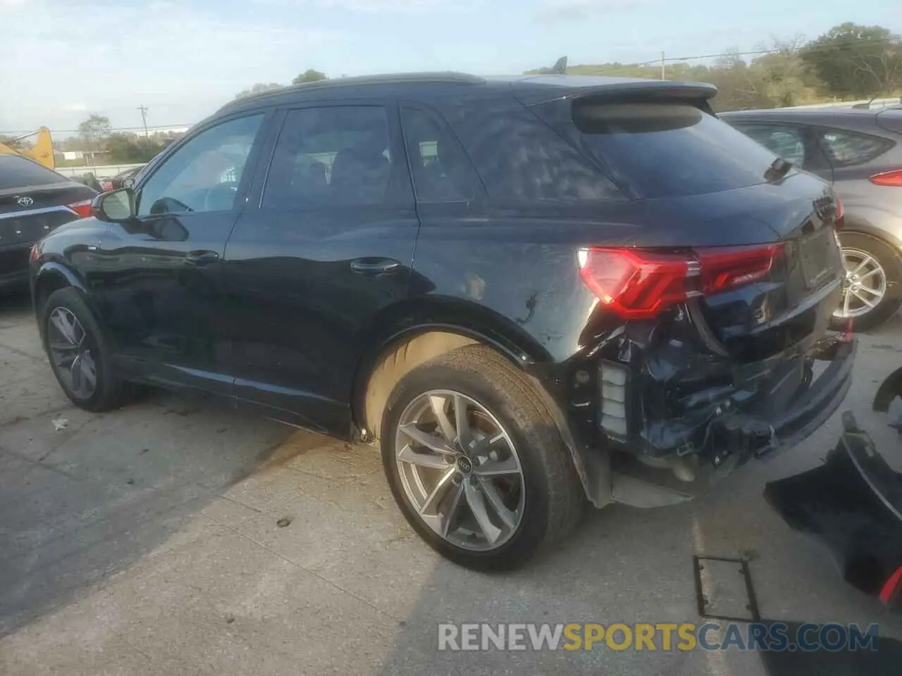 2 Photograph of a damaged car WA1EECF36P1111645 AUDI Q3 2023
