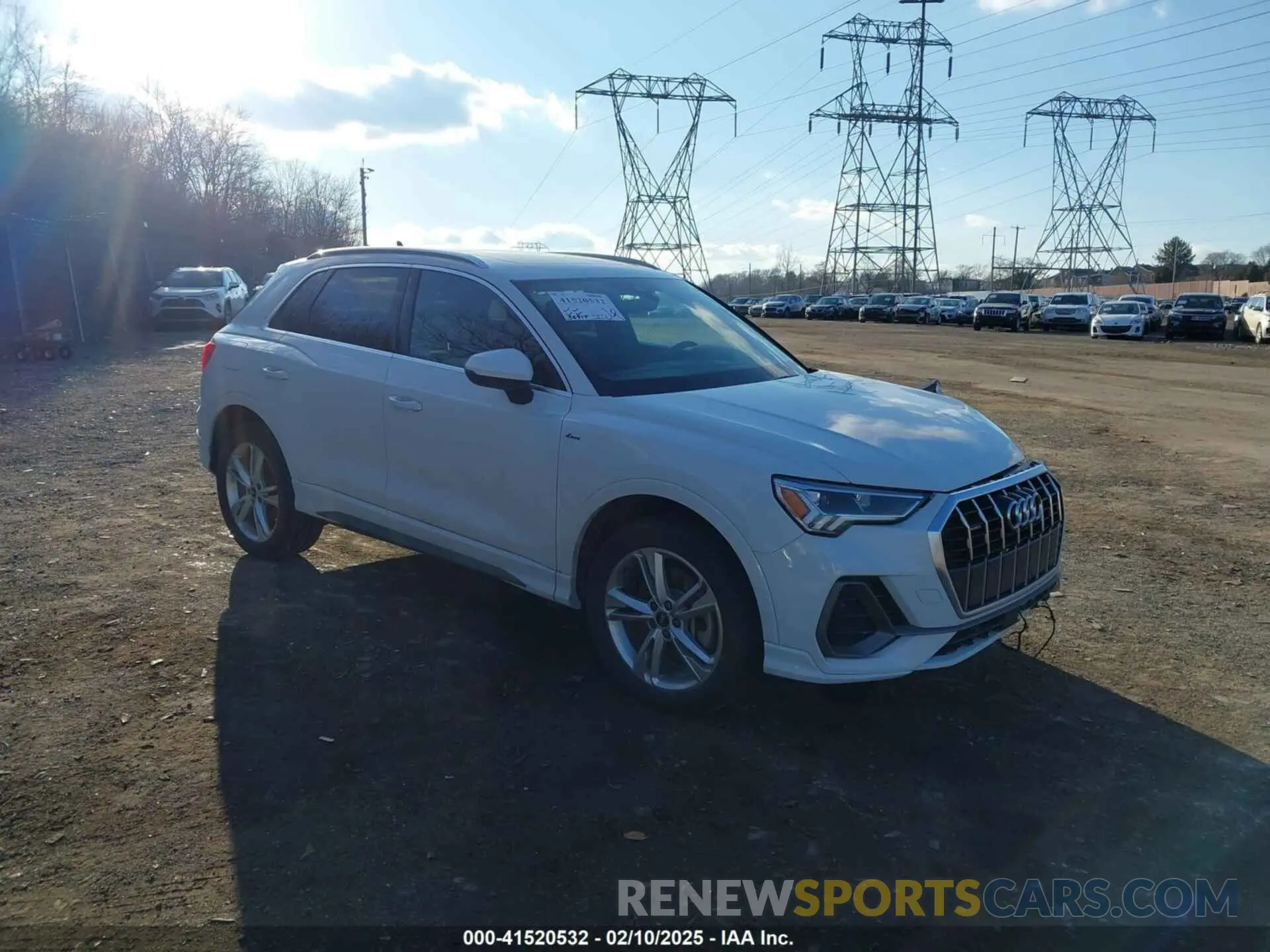 1 Photograph of a damaged car WA1EECF37P1025146 AUDI Q3 2023