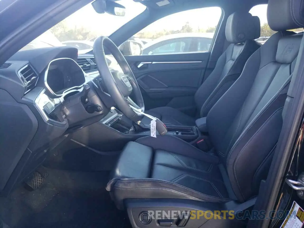 7 Photograph of a damaged car WA1EECF37P1027799 AUDI Q3 2023