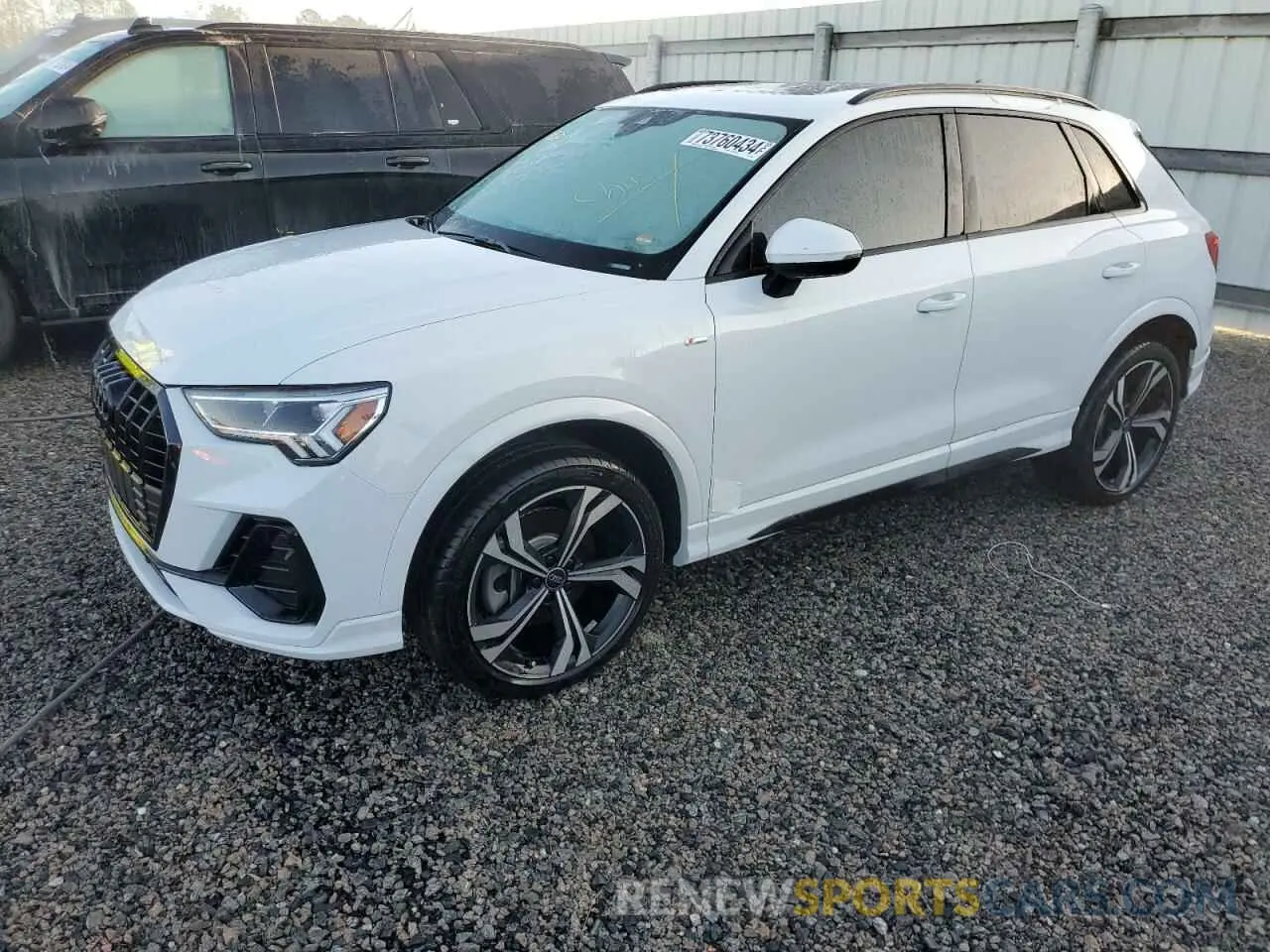 1 Photograph of a damaged car WA1EECF37P1121987 AUDI Q3 2023