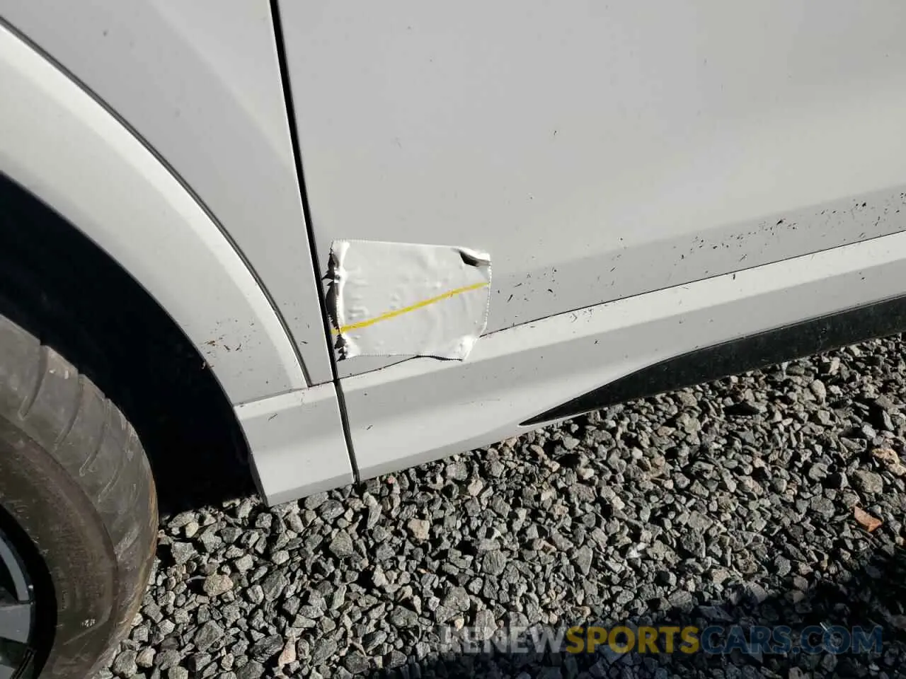 13 Photograph of a damaged car WA1EECF37P1121987 AUDI Q3 2023