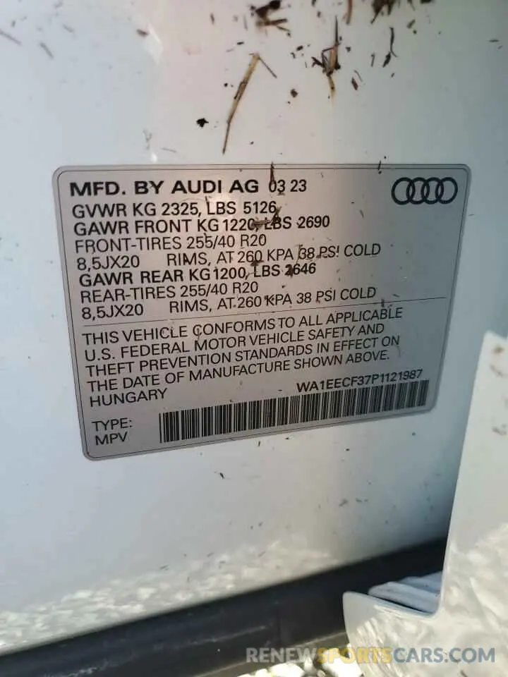 14 Photograph of a damaged car WA1EECF37P1121987 AUDI Q3 2023