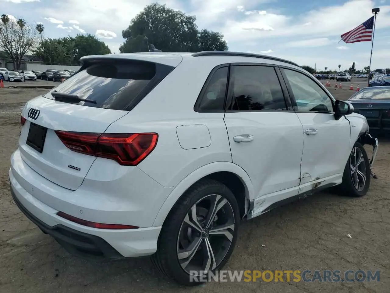 3 Photograph of a damaged car WA1EECF37P1140149 AUDI Q3 2023