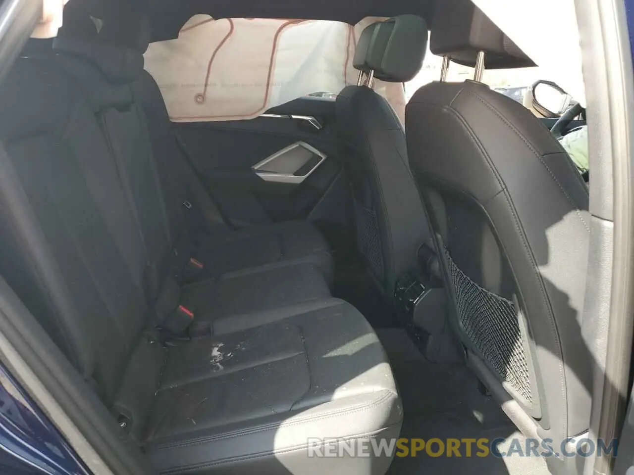 11 Photograph of a damaged car WA1EECF38P1023762 AUDI Q3 2023