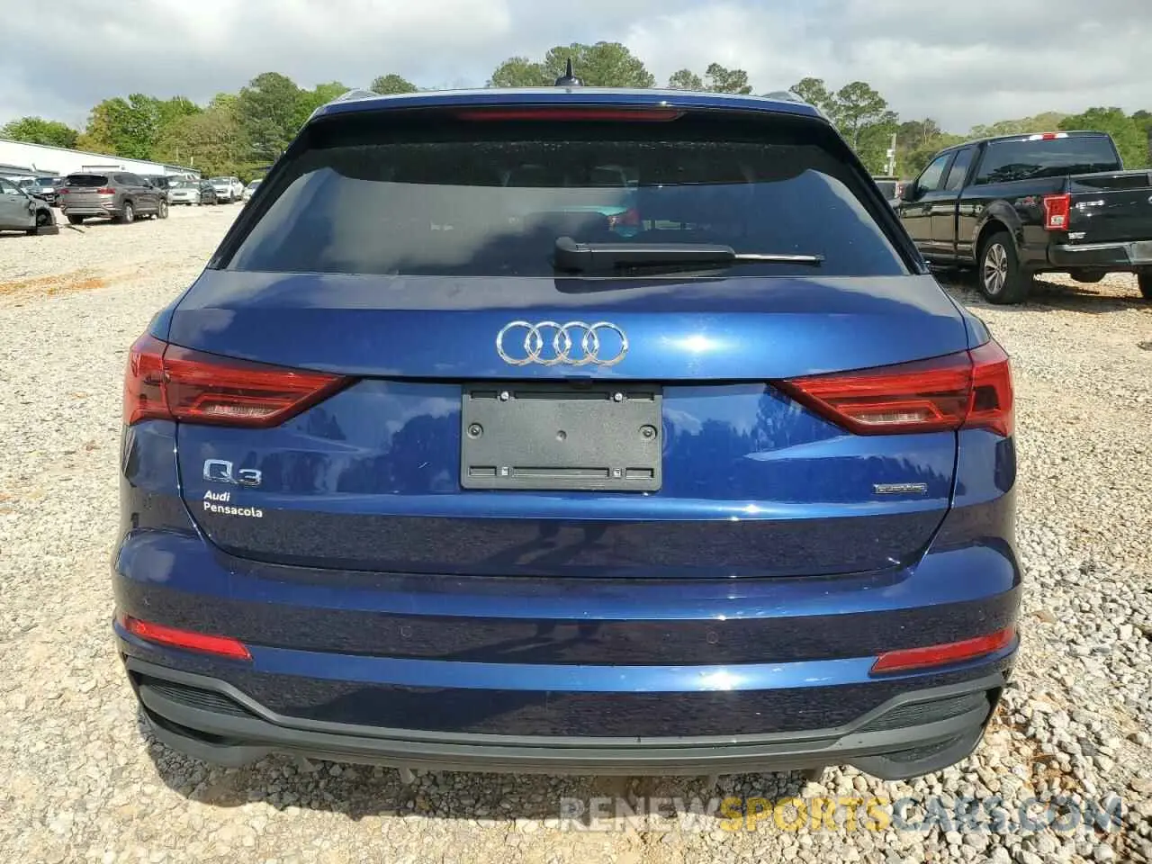 6 Photograph of a damaged car WA1EECF38P1023762 AUDI Q3 2023