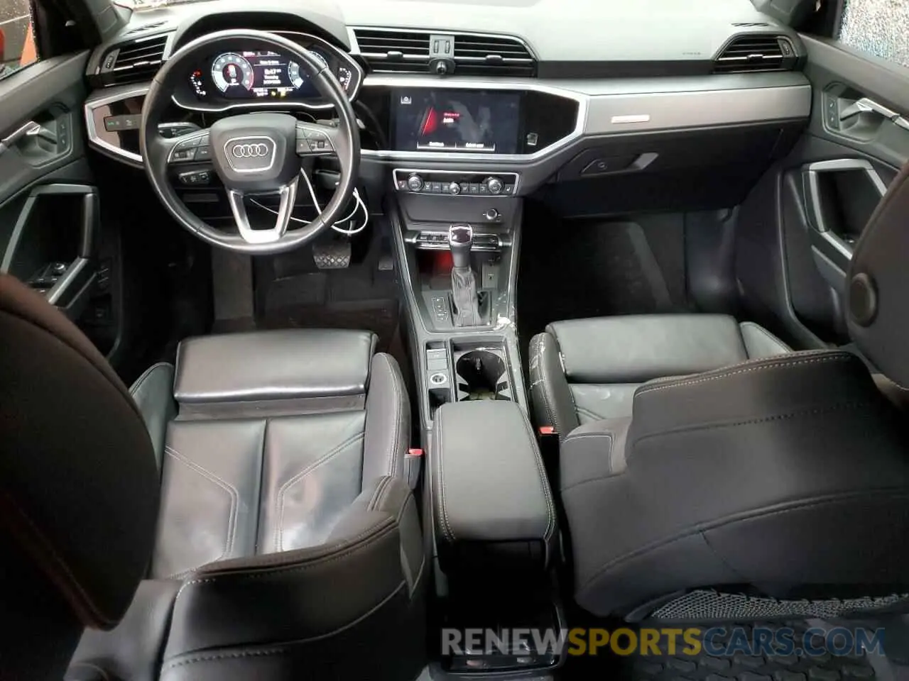 8 Photograph of a damaged car WA1EECF39P1017291 AUDI Q3 2023