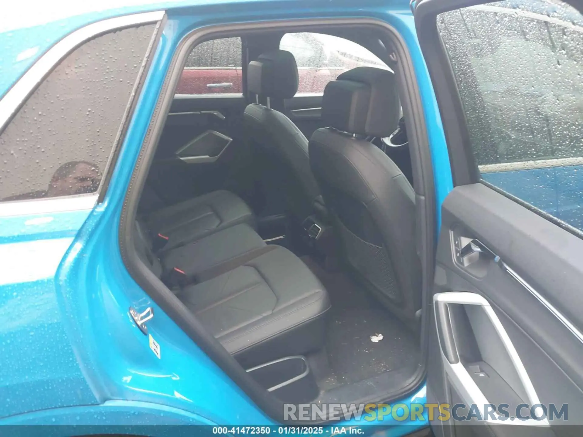 8 Photograph of a damaged car WA1EECF39P1021860 AUDI Q3 2023