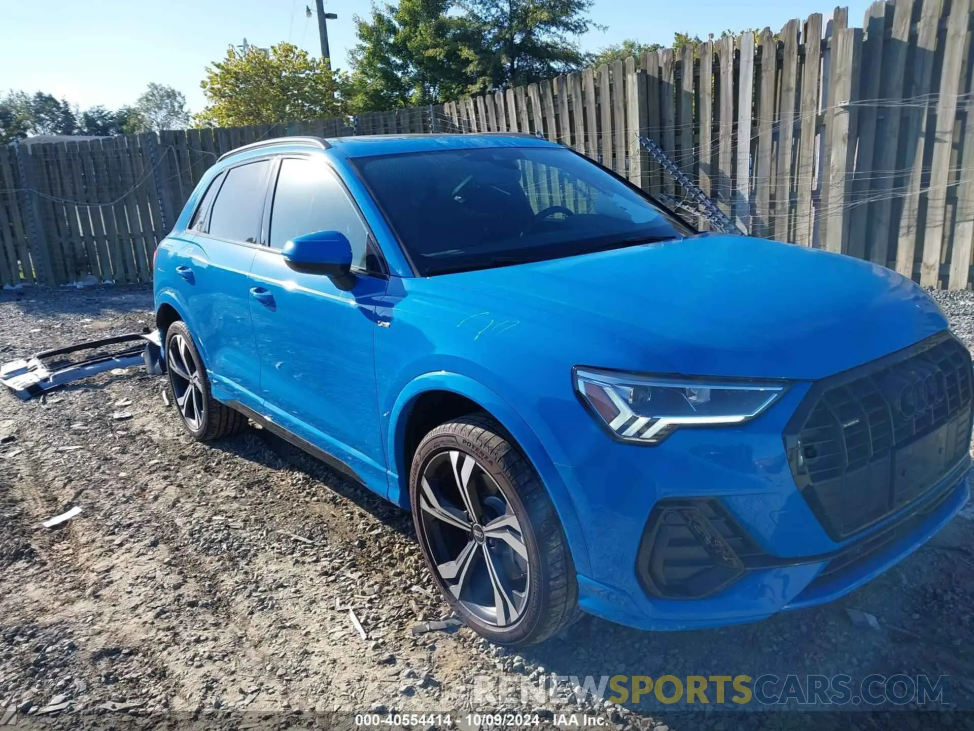 1 Photograph of a damaged car WA1EECF39P1035211 AUDI Q3 2023