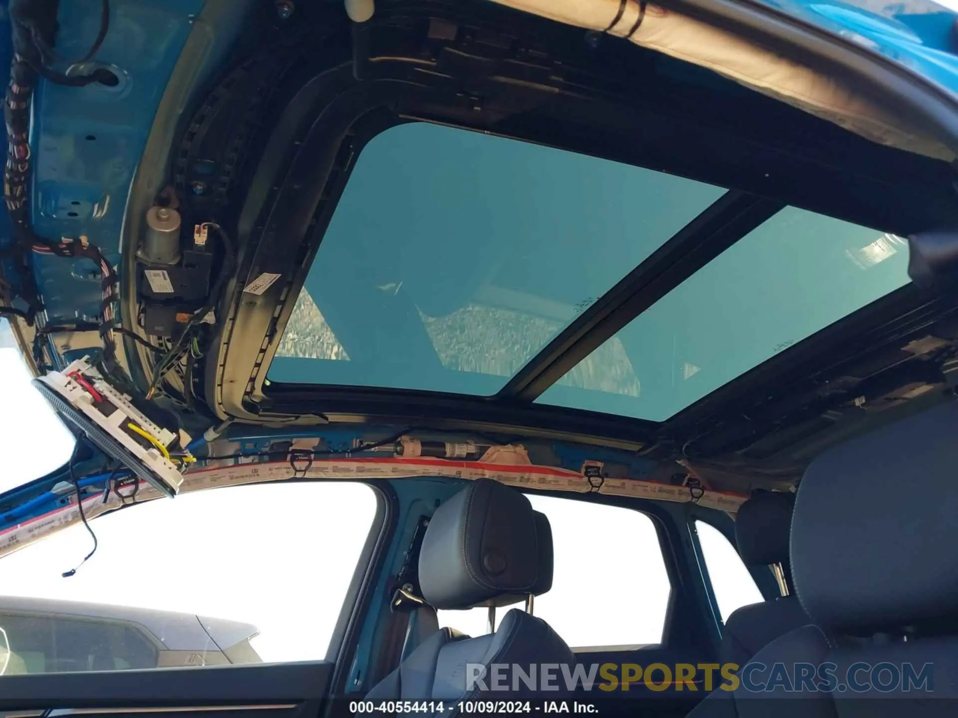 6 Photograph of a damaged car WA1EECF39P1035211 AUDI Q3 2023