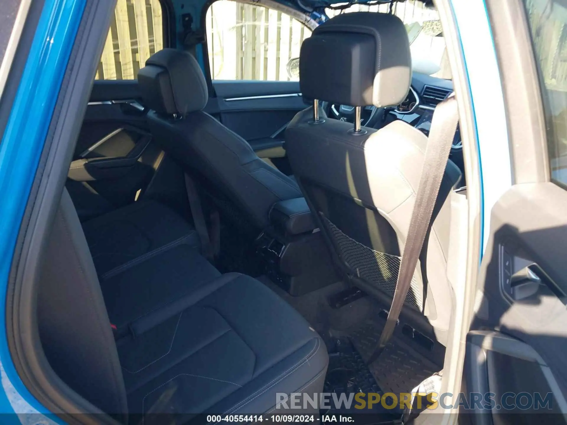 8 Photograph of a damaged car WA1EECF39P1035211 AUDI Q3 2023