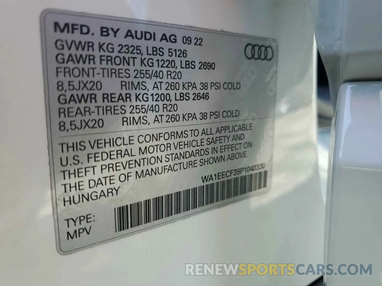 13 Photograph of a damaged car WA1EECF39P1040330 AUDI Q3 2023