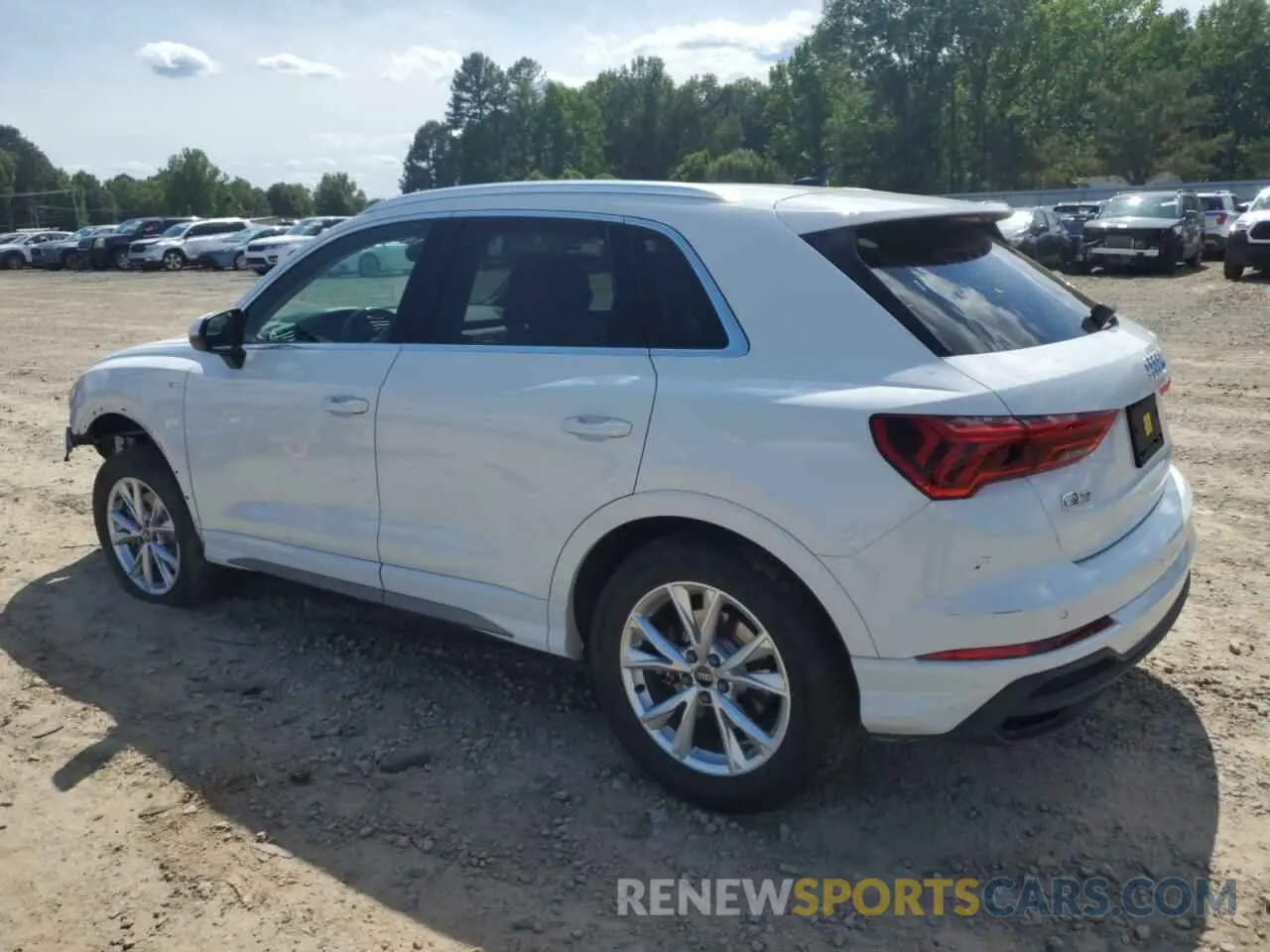 2 Photograph of a damaged car WA1EECF39P1053384 AUDI Q3 2023