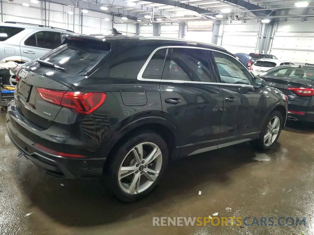 3 Photograph of a damaged car WA1EECF39P1075210 AUDI Q3 2023