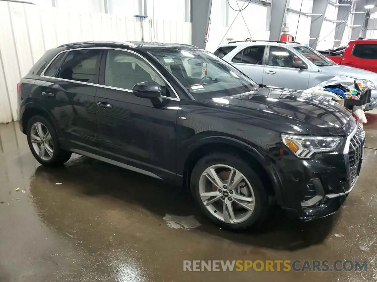 4 Photograph of a damaged car WA1EECF39P1075210 AUDI Q3 2023