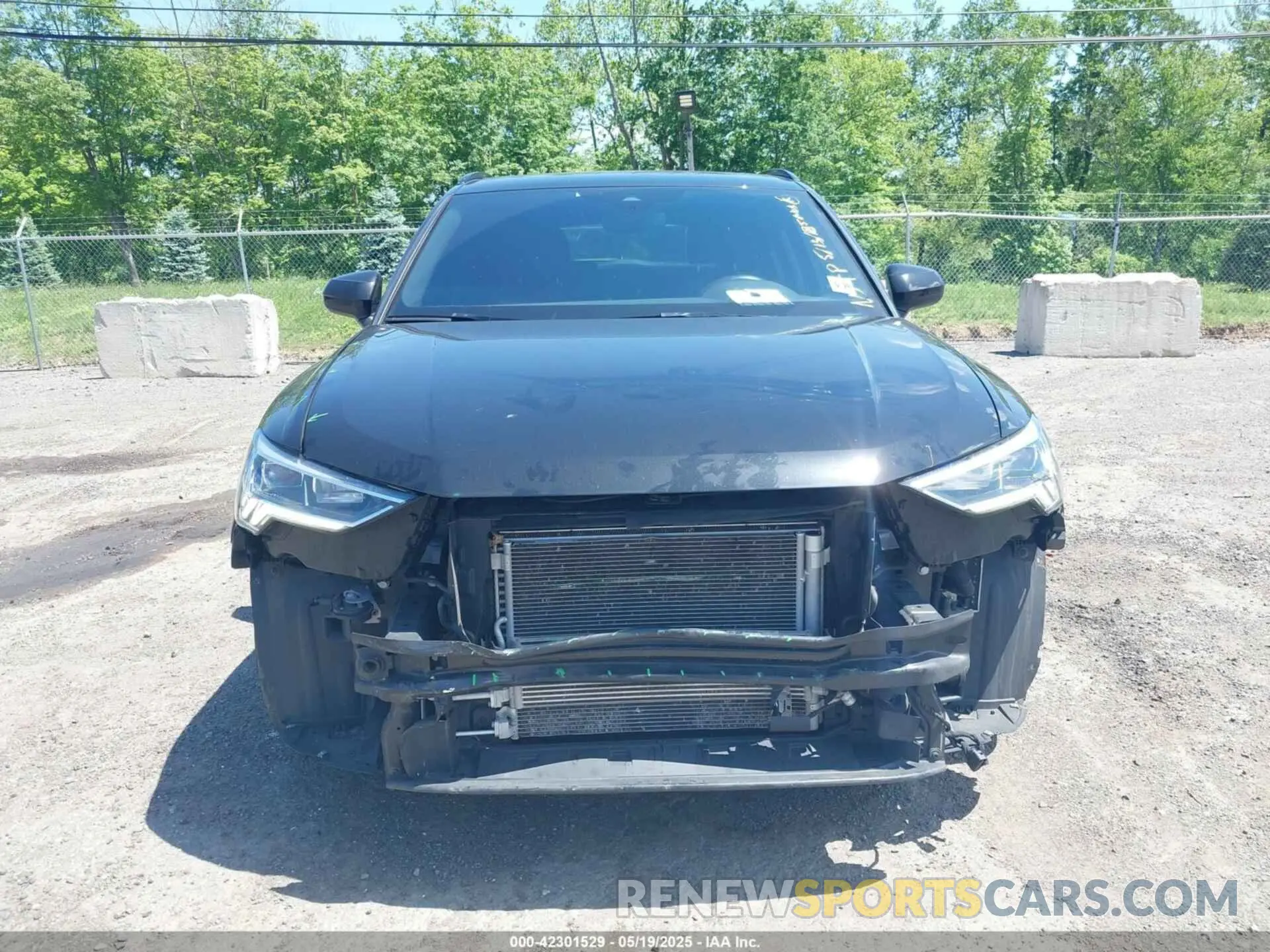 13 Photograph of a damaged car WA1EECF3XP1054494 AUDI Q3 2023