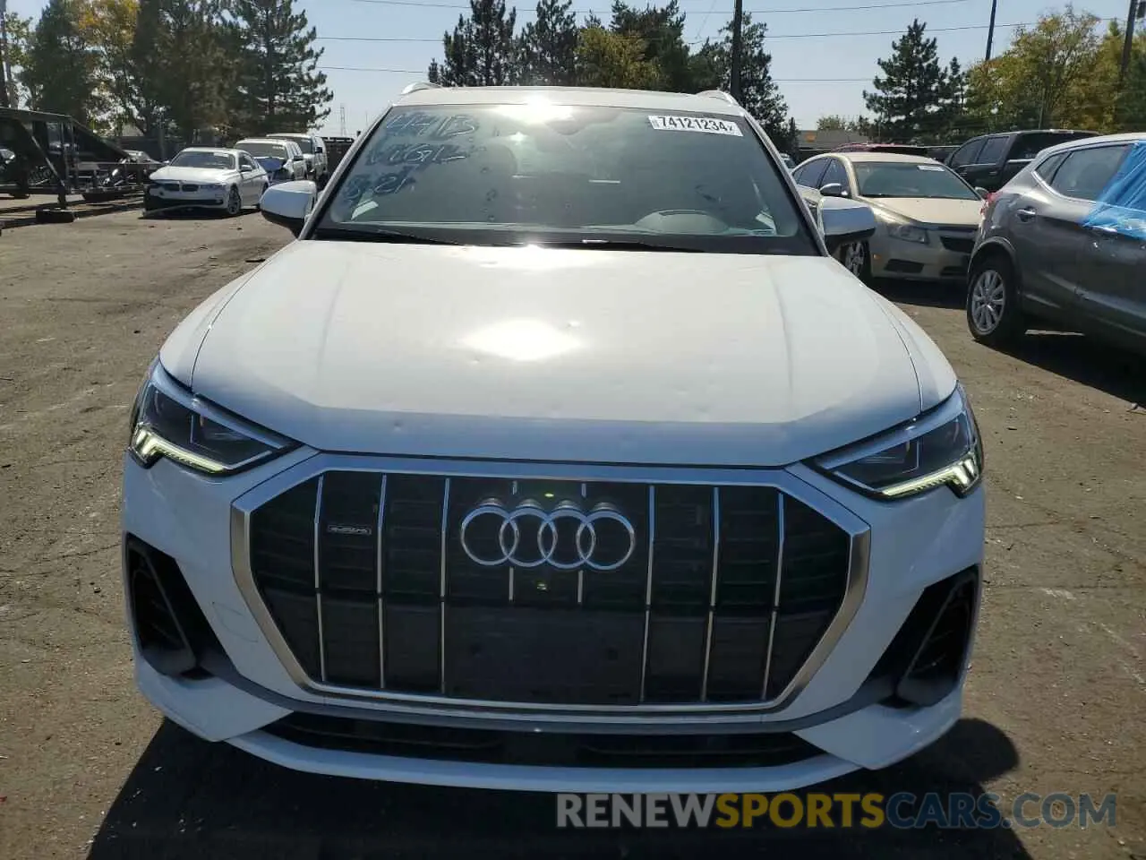 5 Photograph of a damaged car WA1EEDF34P1030388 AUDI Q3 2023