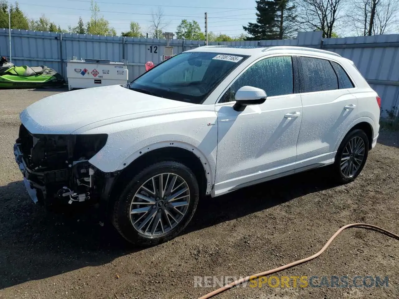 1 Photograph of a damaged car WA1FECF38P1104863 AUDI Q3 2023
