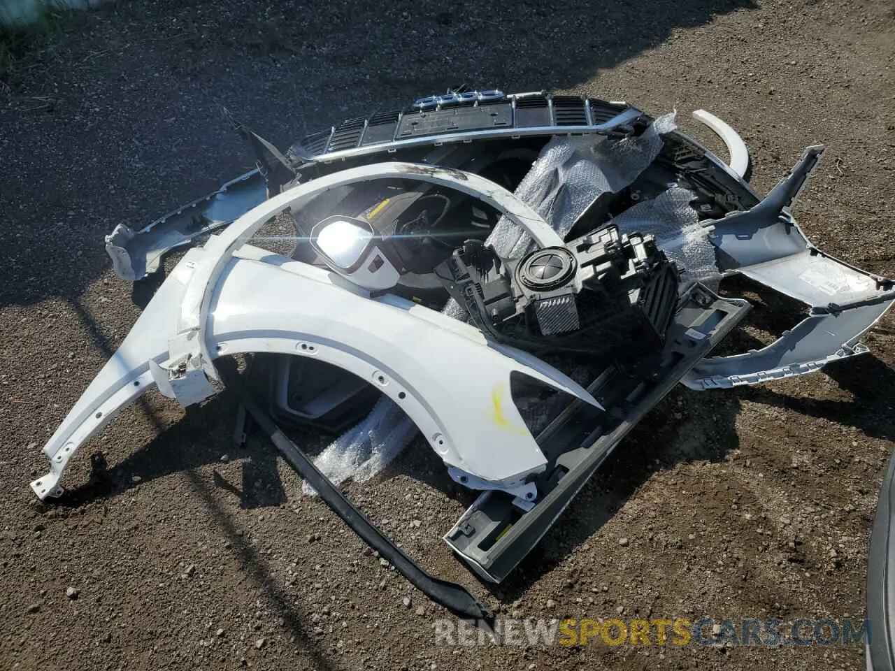 13 Photograph of a damaged car WA1FECF38P1104863 AUDI Q3 2023