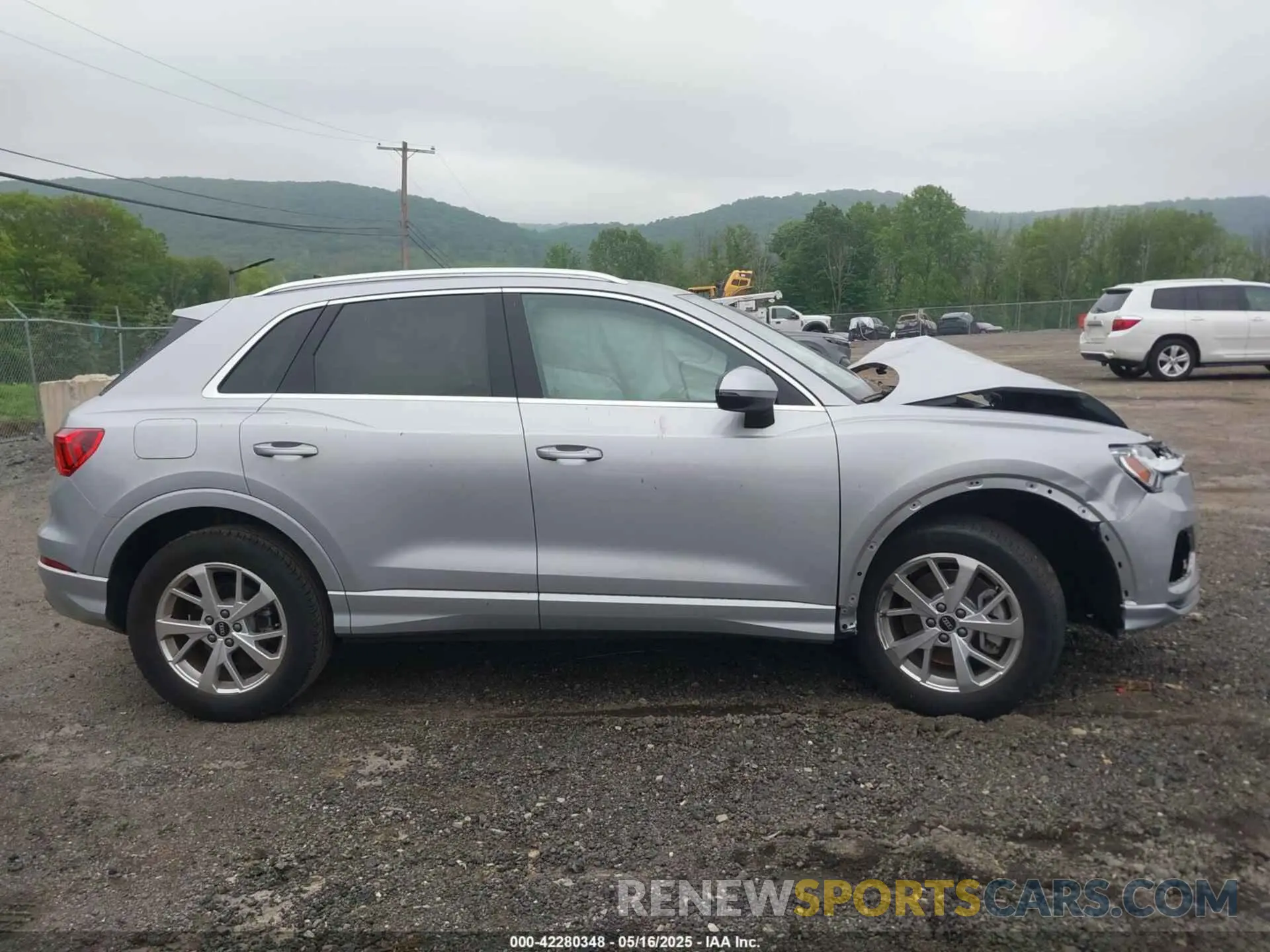 12 Photograph of a damaged car WA1AUCF3XR1076791 AUDI Q3 2024