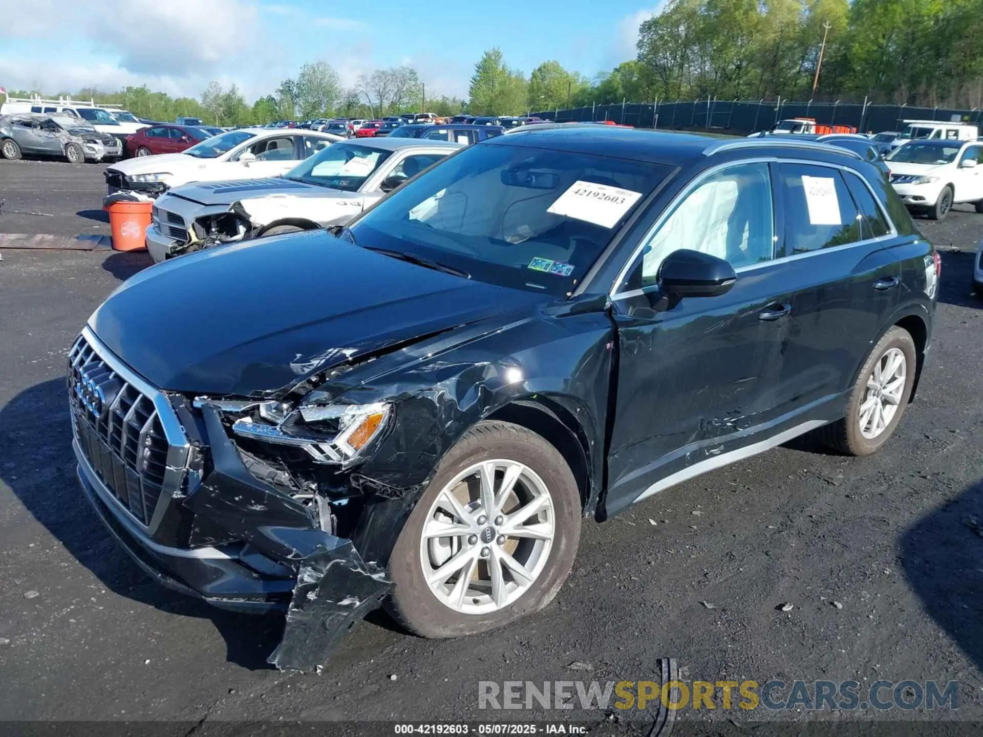 2 Photograph of a damaged car WA1DECF30R1036097 AUDI Q3 2024
