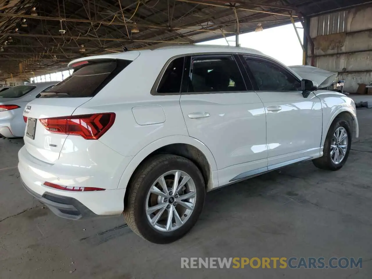 3 Photograph of a damaged car WA1DECF30R1039209 AUDI Q3 2024