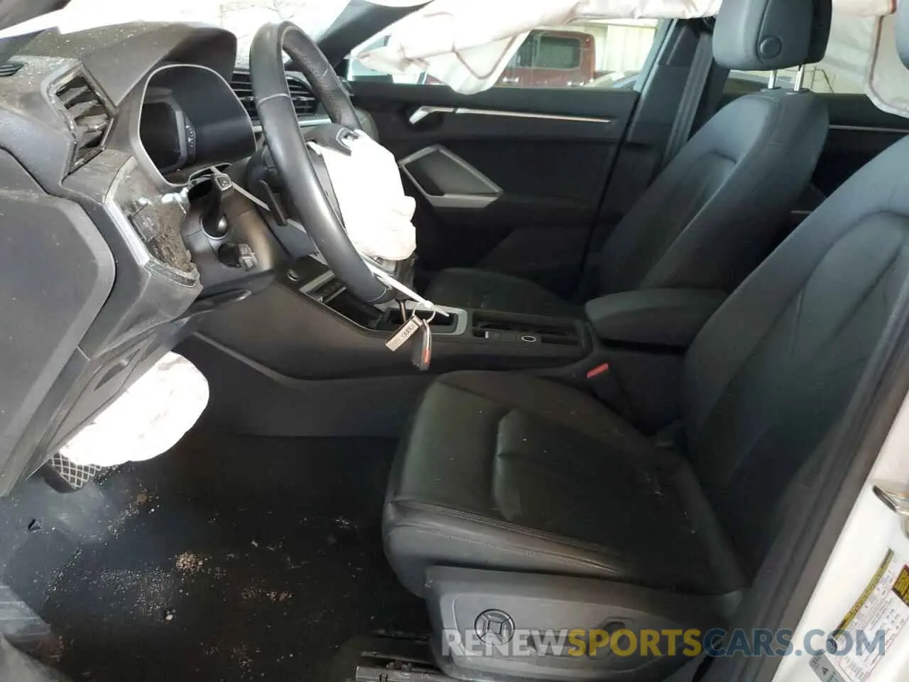 7 Photograph of a damaged car WA1DECF30R1039209 AUDI Q3 2024