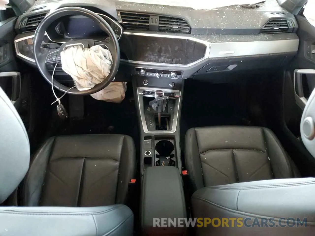 8 Photograph of a damaged car WA1DECF30R1039209 AUDI Q3 2024