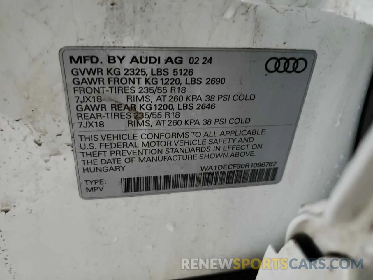 13 Photograph of a damaged car WA1DECF30R1096767 AUDI Q3 2024