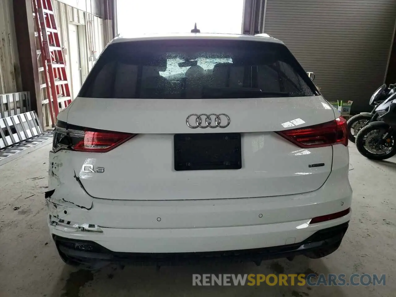 6 Photograph of a damaged car WA1DECF30R1096767 AUDI Q3 2024