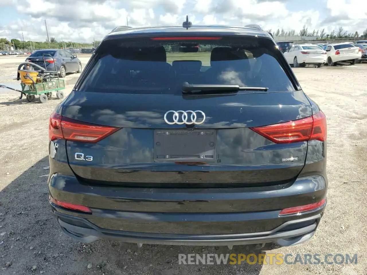6 Photograph of a damaged car WA1DECF31R1047951 AUDI Q3 2024