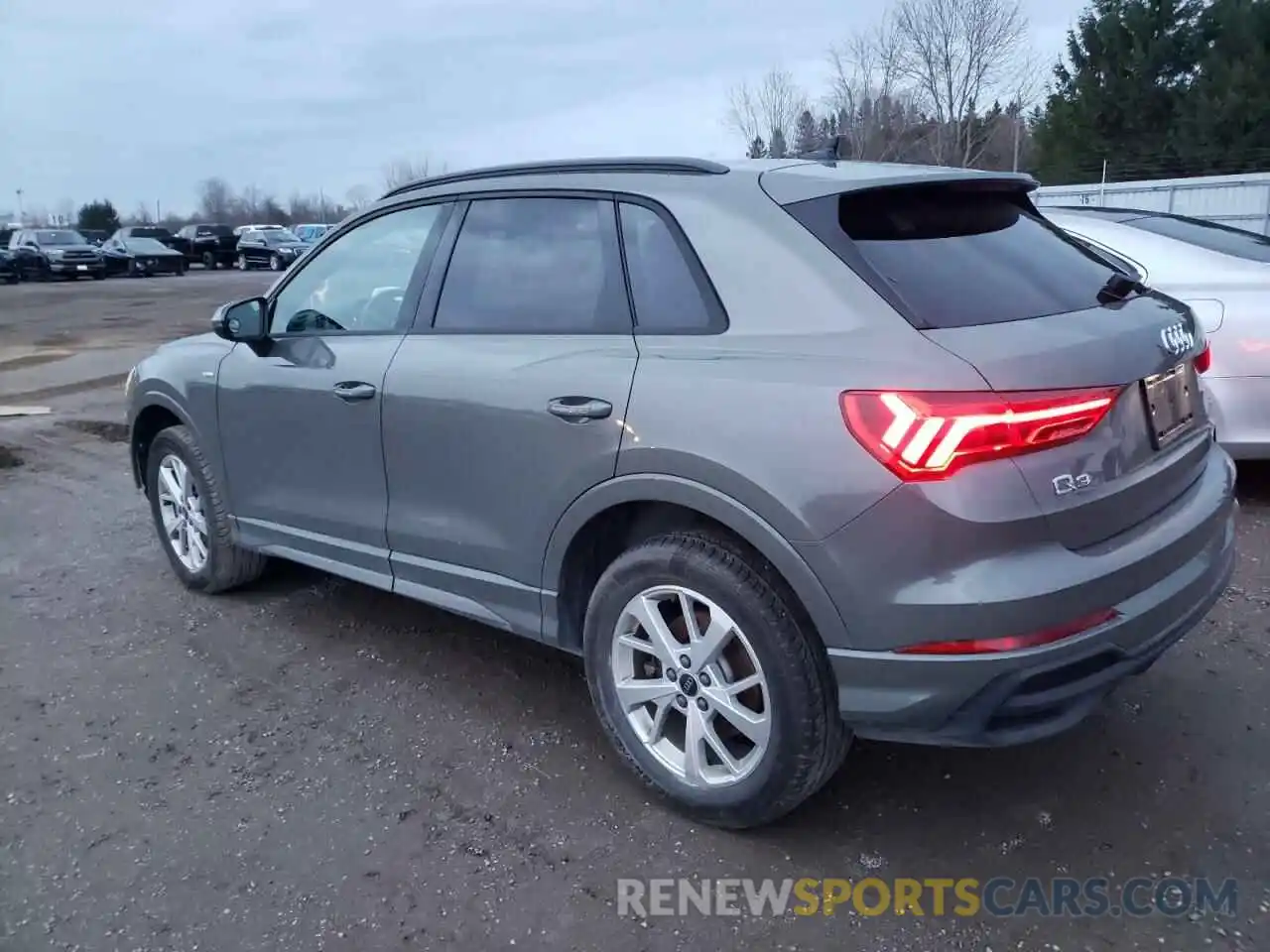 2 Photograph of a damaged car WA1DECF32R1039714 AUDI Q3 2024