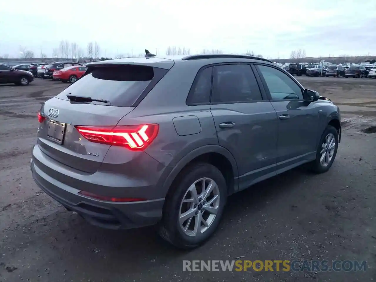 3 Photograph of a damaged car WA1DECF32R1039714 AUDI Q3 2024