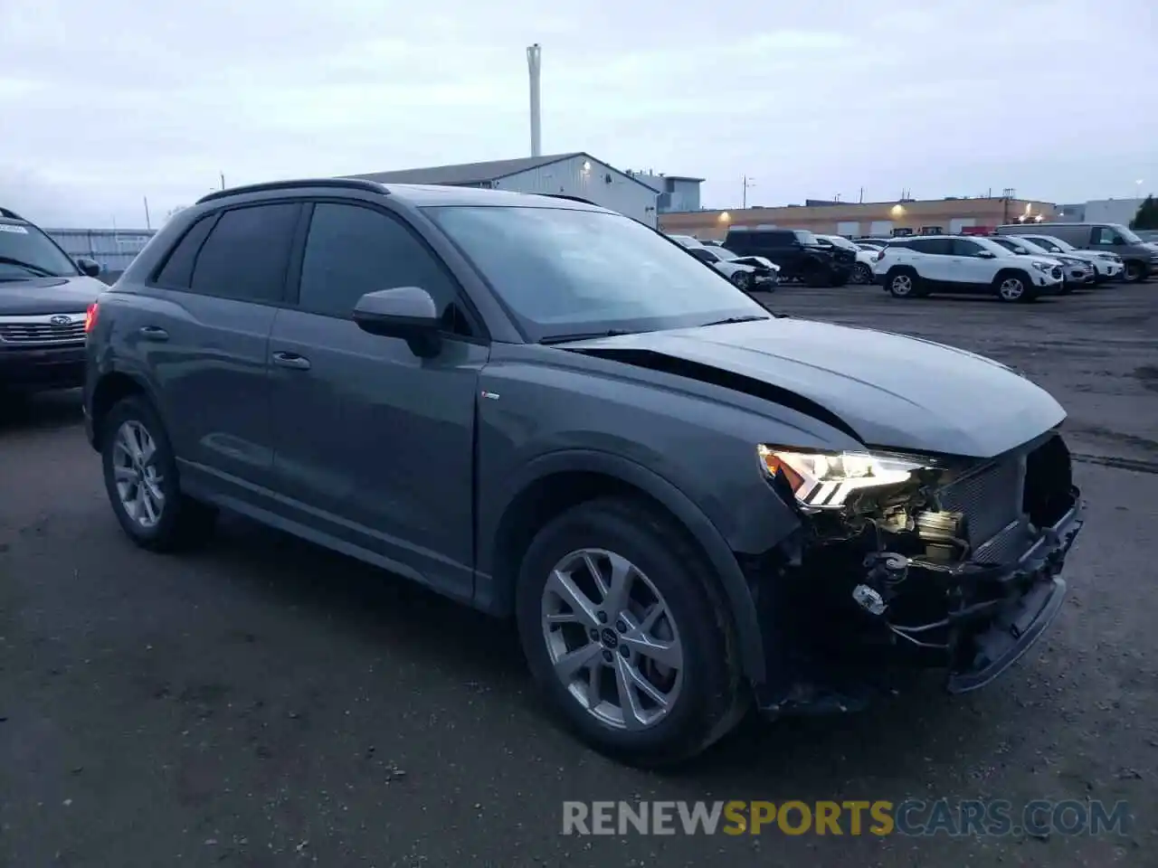 4 Photograph of a damaged car WA1DECF32R1039714 AUDI Q3 2024