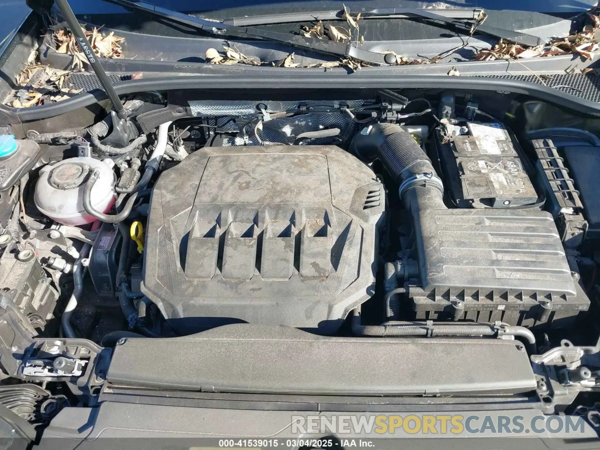 10 Photograph of a damaged car WA1DECF32R1051023 AUDI Q3 2024