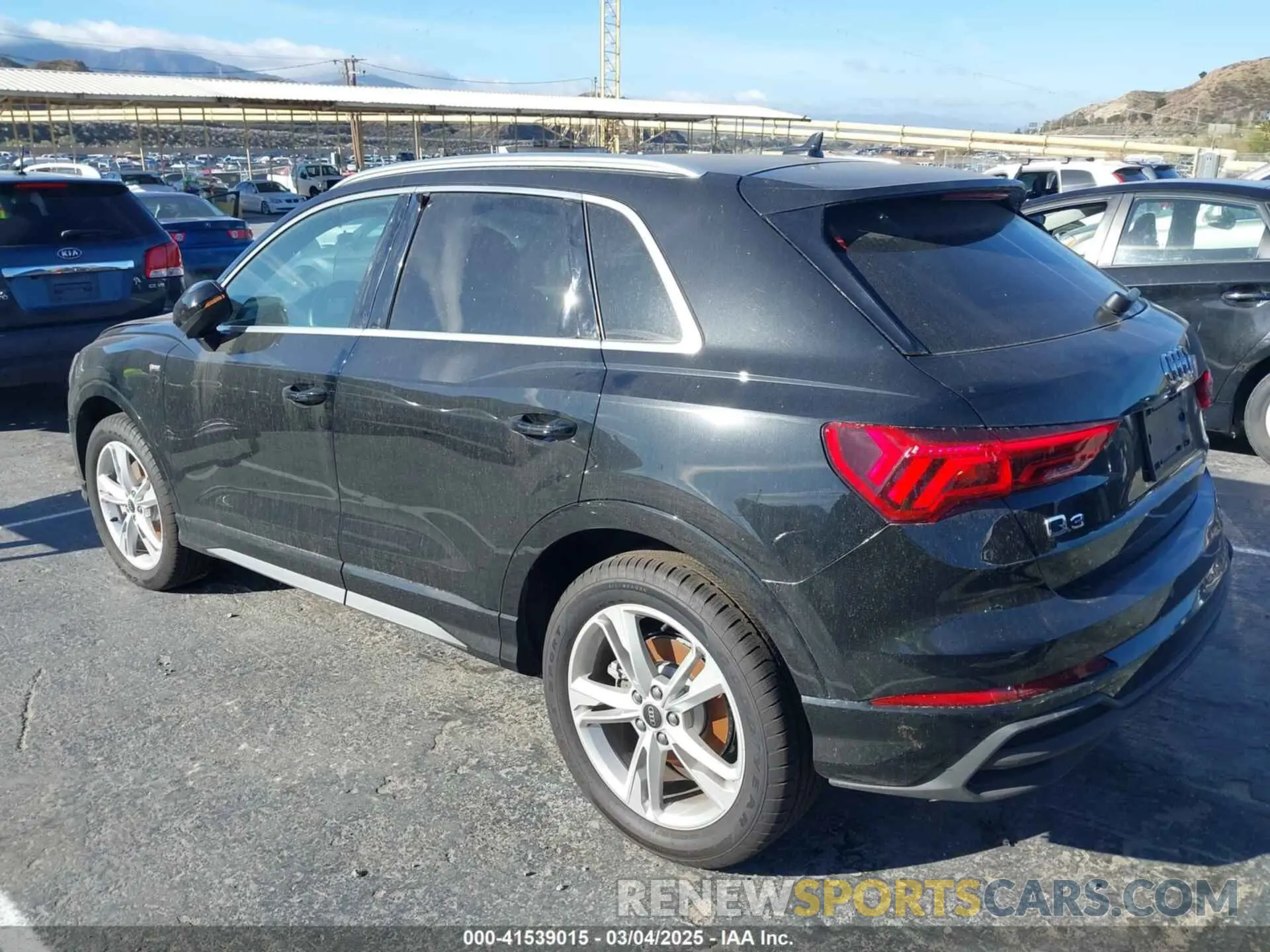3 Photograph of a damaged car WA1DECF32R1051023 AUDI Q3 2024