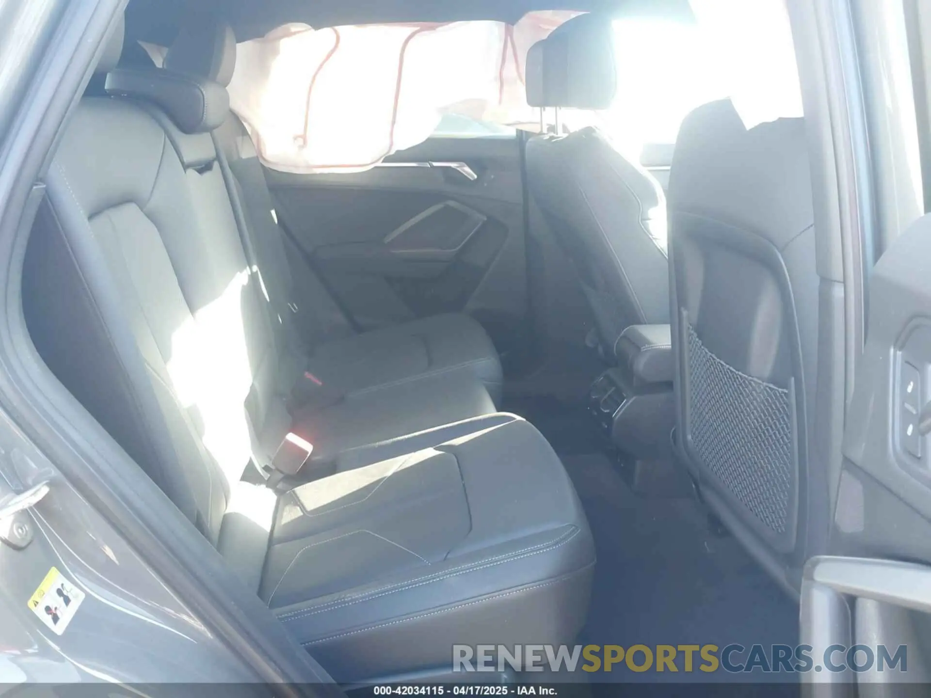 8 Photograph of a damaged car WA1DECF33R1066372 AUDI Q3 2024