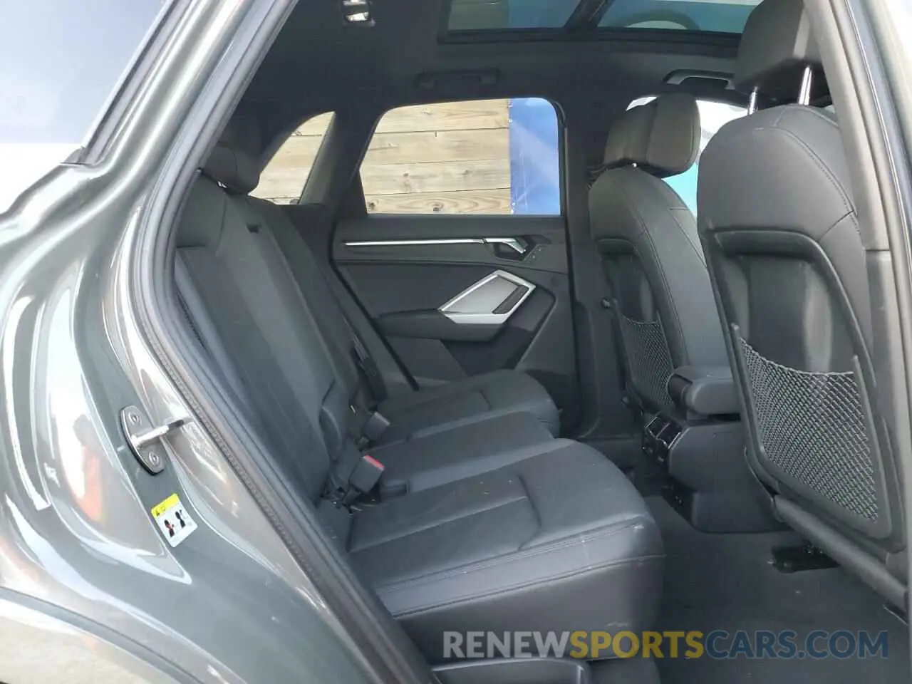 11 Photograph of a damaged car WA1DECF33R1083902 AUDI Q3 2024