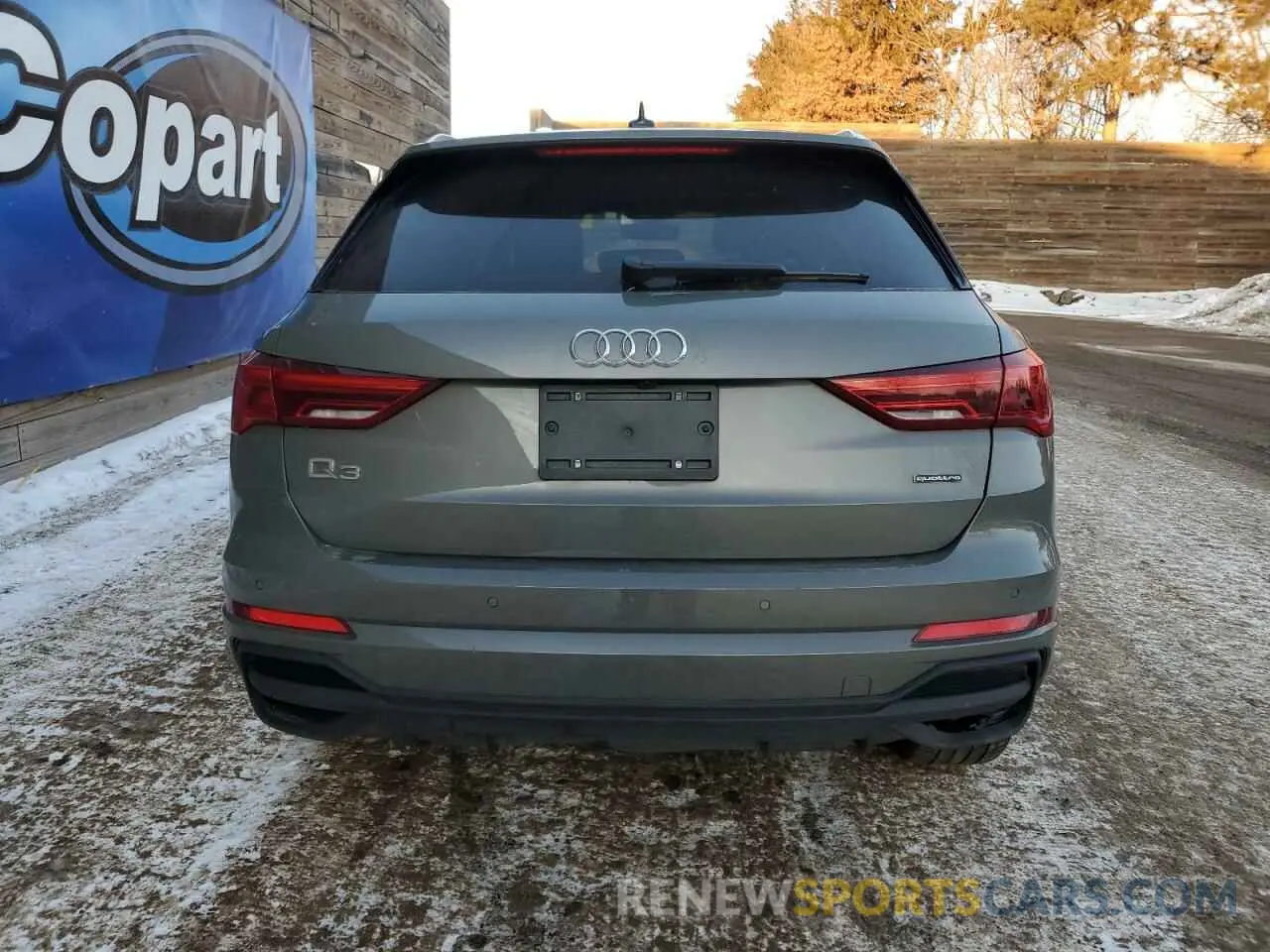 6 Photograph of a damaged car WA1DECF33R1083902 AUDI Q3 2024