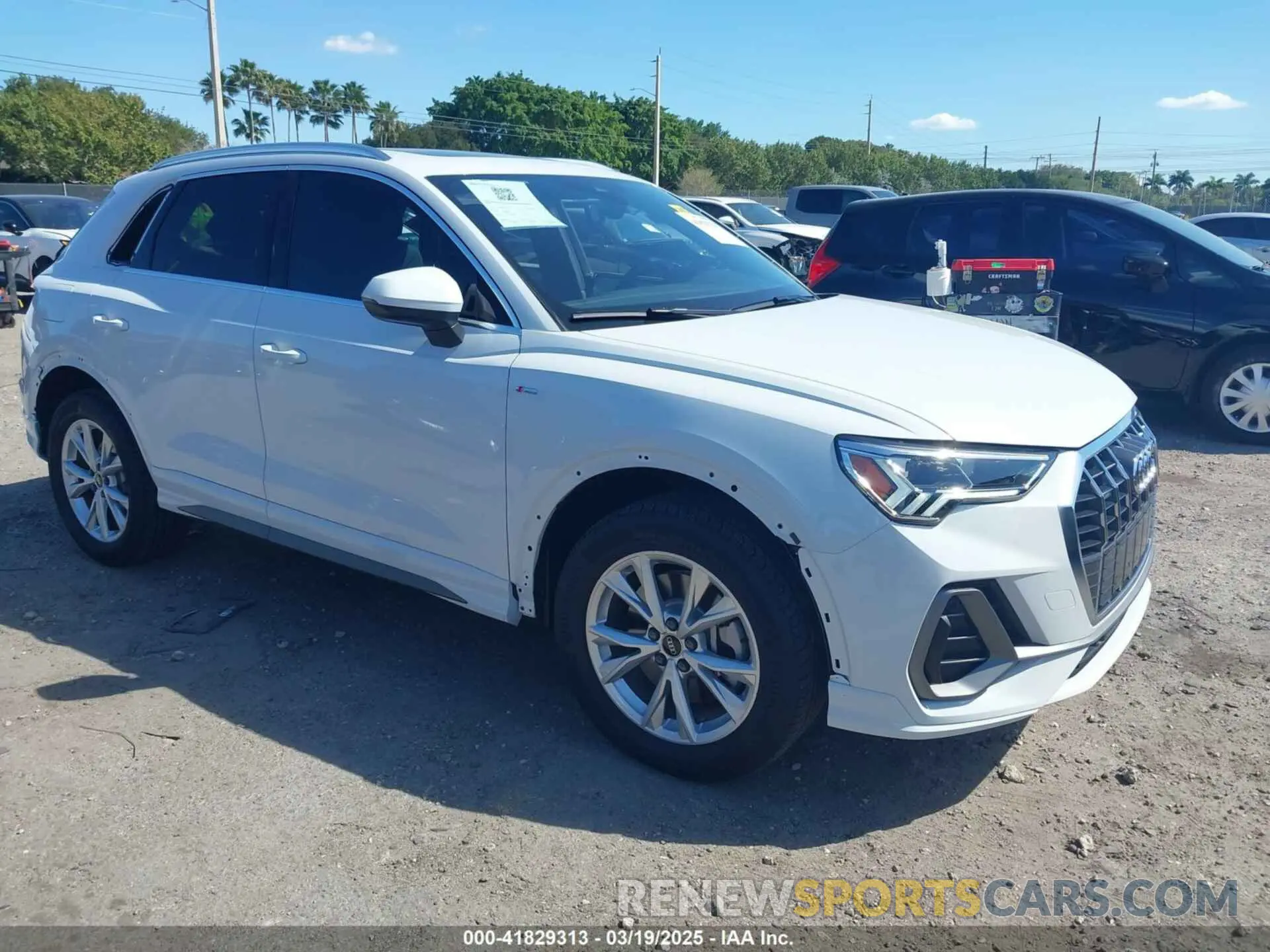 1 Photograph of a damaged car WA1DECF34R1201052 AUDI Q3 2024