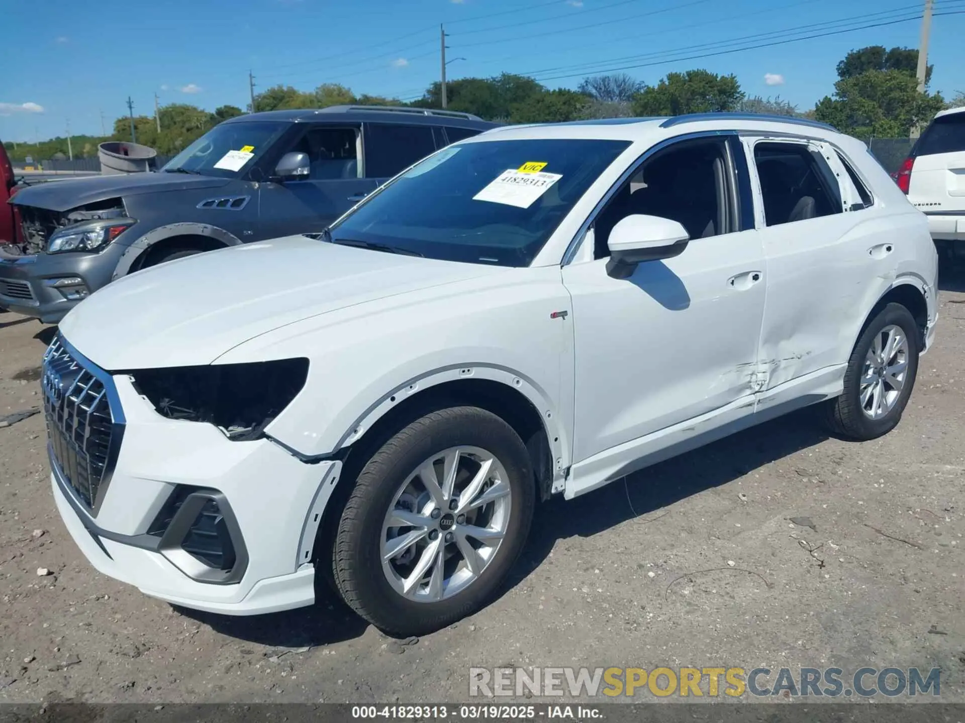 2 Photograph of a damaged car WA1DECF34R1201052 AUDI Q3 2024