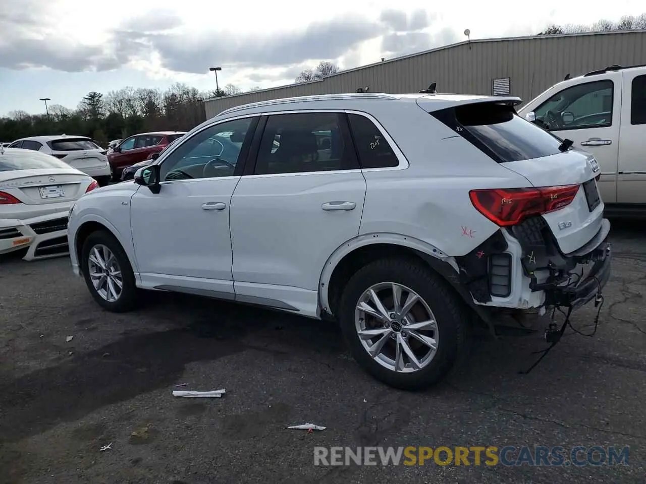 2 Photograph of a damaged car WA1DECF36R1027887 AUDI Q3 2024