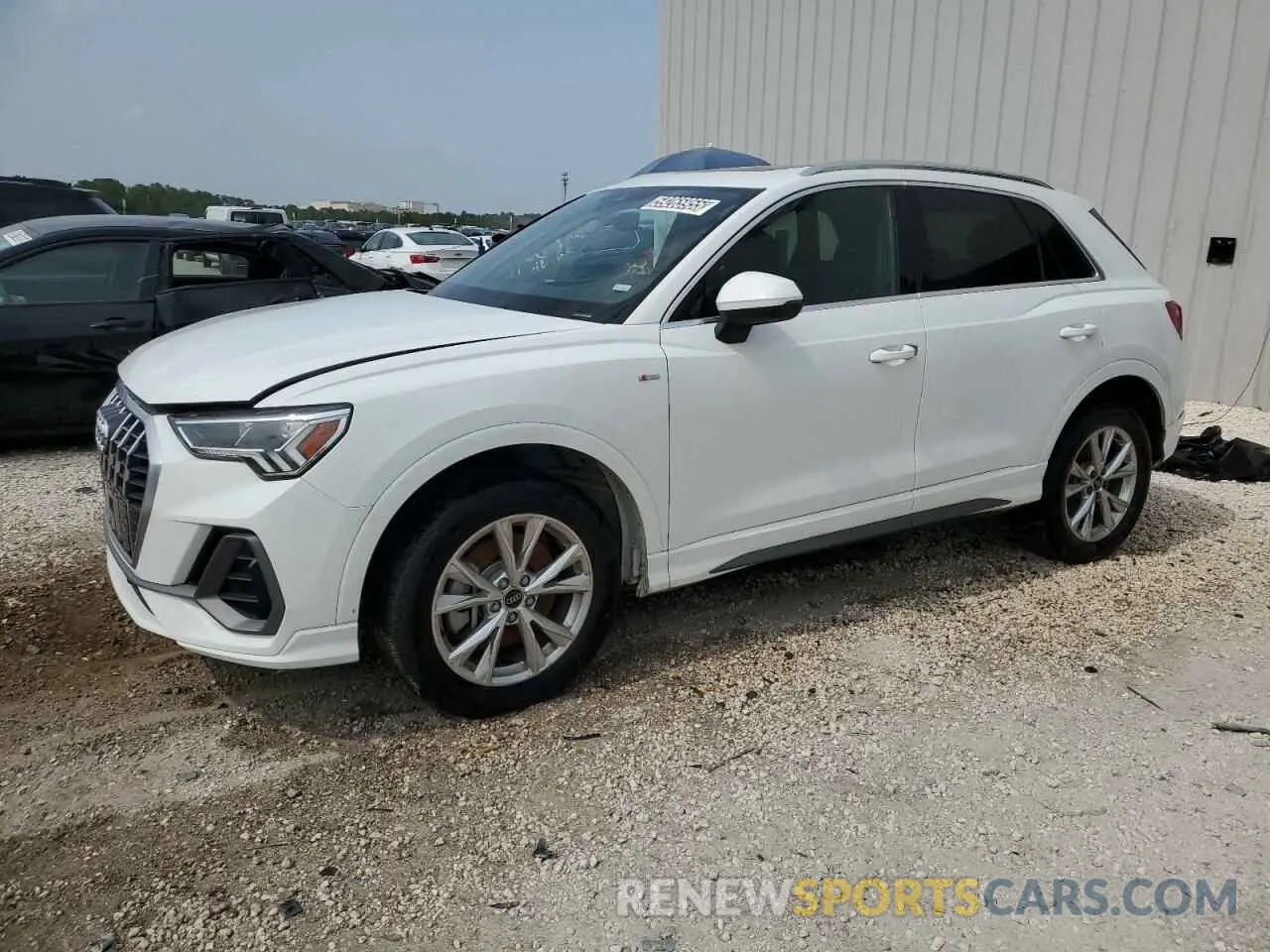 1 Photograph of a damaged car WA1DECF36R1051672 AUDI Q3 2024