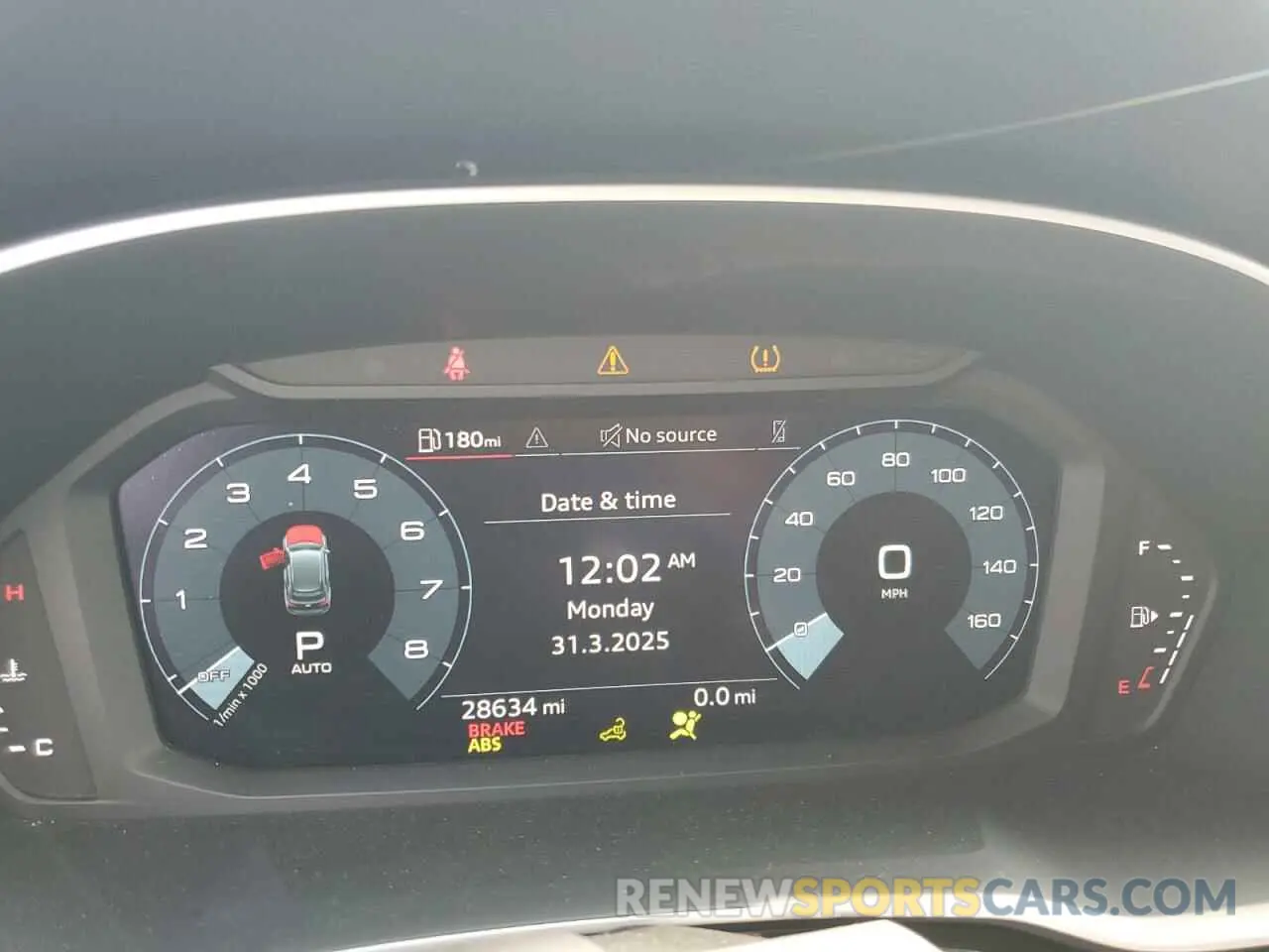 9 Photograph of a damaged car WA1DECF36R1051672 AUDI Q3 2024