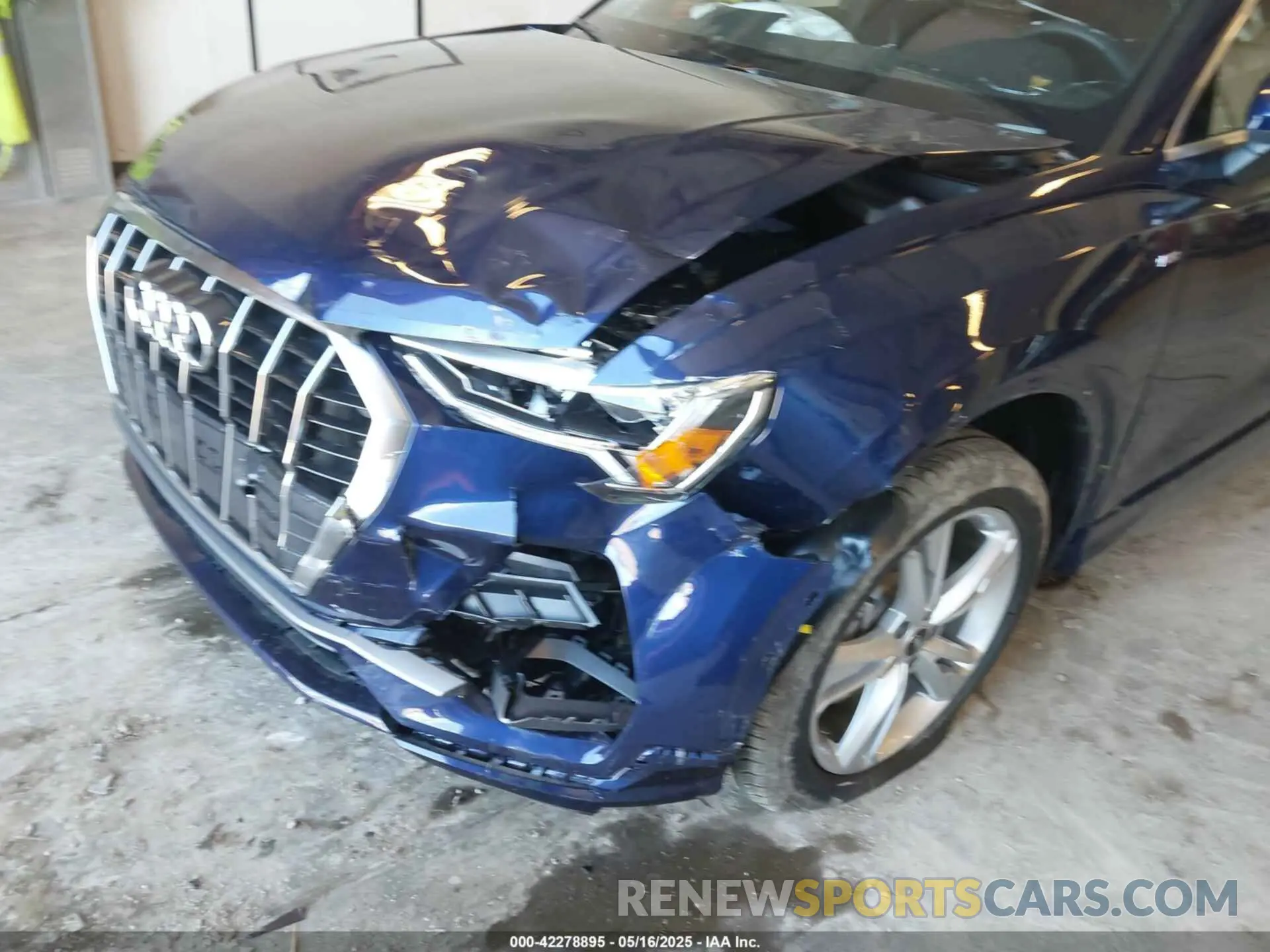6 Photograph of a damaged car WA1DECF36R1147575 AUDI Q3 2024