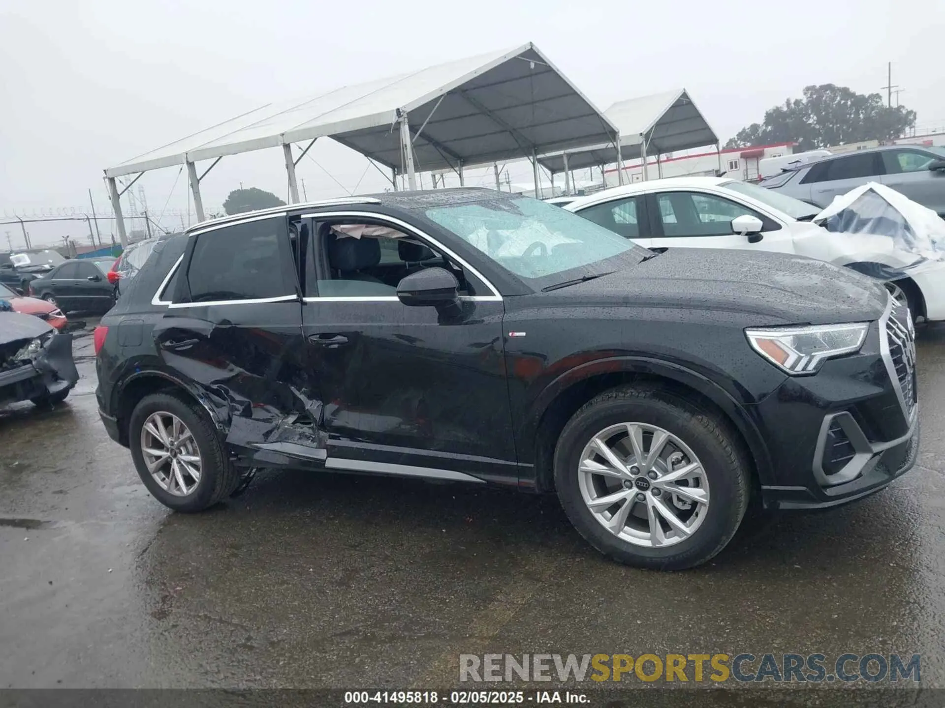 13 Photograph of a damaged car WA1DECF37R1074877 AUDI Q3 2024